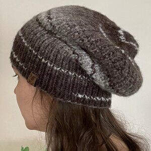 NWOT reversible adult large Lg hand knit acrylic striped hat men's toque touque